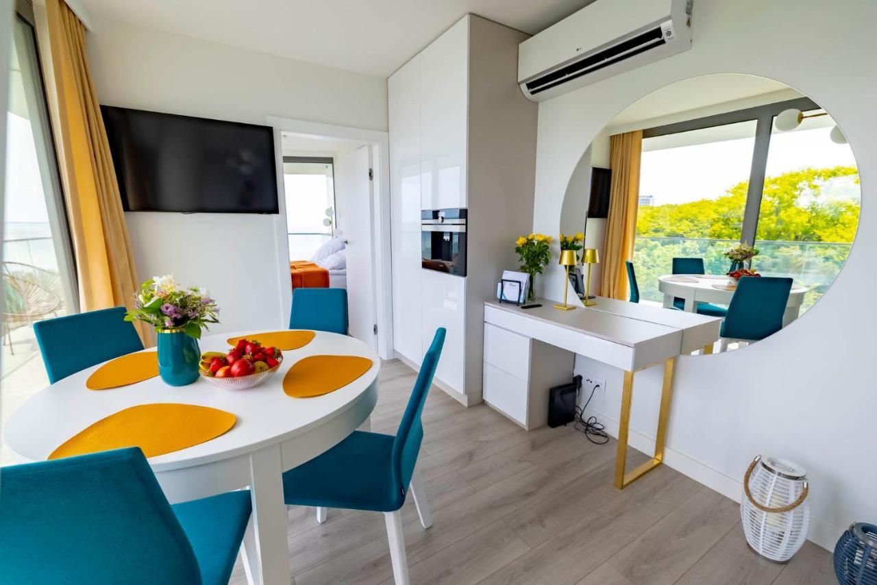 Wave Private Apartament - Sea View Miedzyzdroje Dış mekan fotoğraf